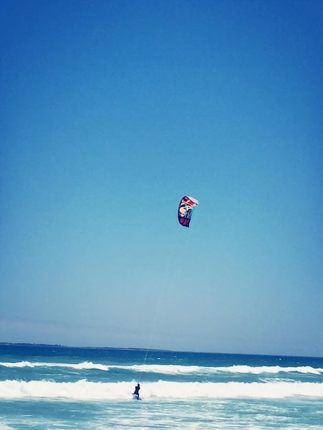 Kitesurfing Safety 2025: Essential Emergency Procedures