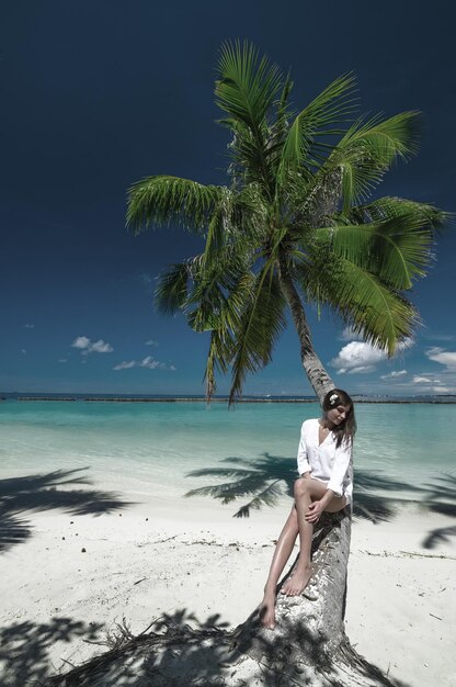 Travel Hacking for Beach Lovers: Free US Beach Stays & Flights