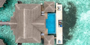 Luxury Beach Resorts: $500M Expansion Projects Set for 2025 - Cover Image